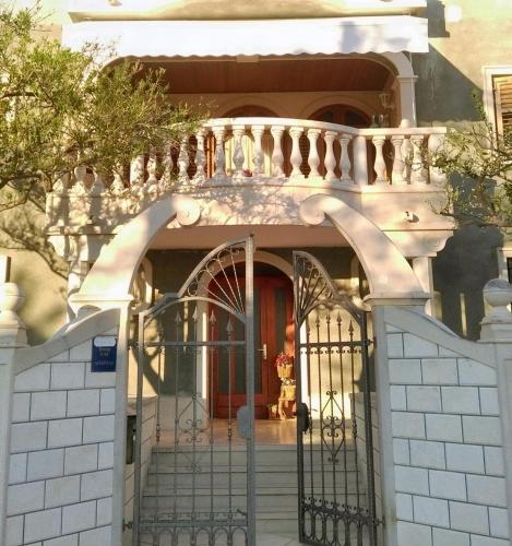Charming apartment with sea view in Sumartin - 27 sqm in Sumartin Charming apartment with sea view in Sumartin - 27 sqm in Sumartin