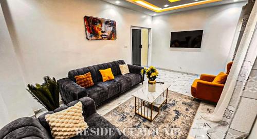 Résidence Mounir (Residence Mounir) in Thies Résidence Mounir (Residence Mounir) in Thies