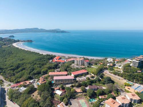Beautiful Ocean-View Condo in Flamingo - Walk to B in Playa Flamingo Beautiful Ocean-View Condo in Flamingo - Walk to B in Playa Flamingo