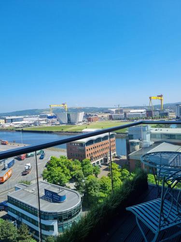 Sailortown Stays - 4 Star Luxury Apartment in เซเลอร์ทาวน์ Sailortown Stays - 4 Star Luxury Apartment in เซเลอร์ทาวน์