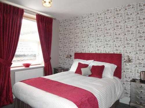 This photo about The Snooty Fox Warminster shared on HyHotel.com