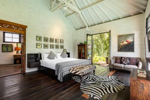 Villa Sajak 5 Bedroom Umalas