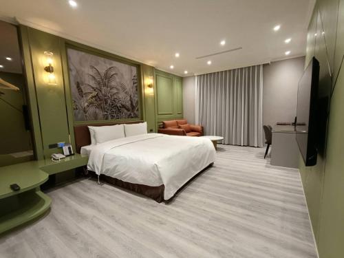 Romantic Code Art Motel in Shanhua District Romantic Code Art Motel in Shanhua District