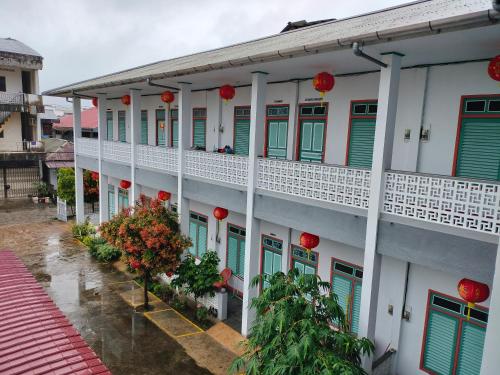 Balcó/terrassa, Tanah merah guest house in Singkawang Balcó/terrassa, Tanah merah guest house in Singkawang