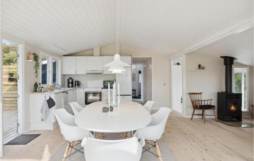 مطبخ, Nice Home In Juelsminde With Kitchen in Juelsminde Town Center مطبخ, Nice Home In Juelsminde With Kitchen in Juelsminde Town Center