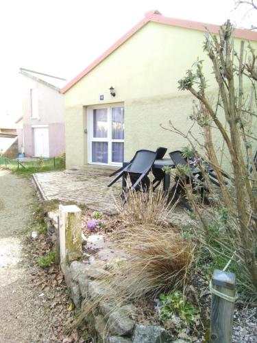 Gite cocon Vassiviere Aux abords du lac in Beaumont-du-Lac Gite cocon Vassiviere Aux abords du lac in Beaumont-du-Lac