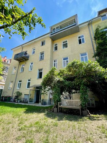 Garden, Helles Apartment im Zentrum in Sankt Leonhard Garden, Helles Apartment im Zentrum in Sankt Leonhard