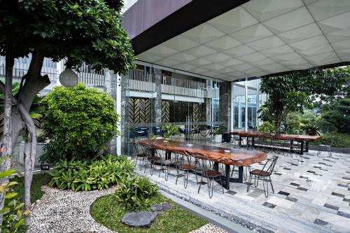 酒吧/休闲厅, 格兰德欧查兹克玛约兰酒店 (Grand Orchardz Hotel Kemayoran) in 雅加达 酒吧/休闲厅, 格兰德欧查兹克玛约兰酒店 (Grand Orchardz Hotel Kemayoran) in 雅加达