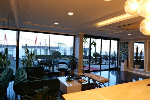 ล็อบบี้, Şahin Tepesi Suite Otel (Sahin Tepesi Suite Otel) in ชิเลกลี ล็อบบี้, Şahin Tepesi Suite Otel (Sahin Tepesi Suite Otel) in ชิเลกลี