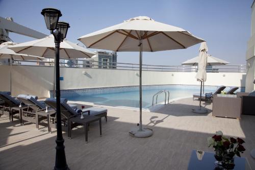 Swimming pool, Grand Excelsior Hotel Al Barsha in Al Barsha Swimming pool, Grand Excelsior Hotel Al Barsha in Al Barsha