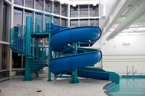 Swimming pool, St. Albert Inn & Suites in Saint Albert (AB) Swimming pool, St. Albert Inn & Suites in Saint Albert (AB)