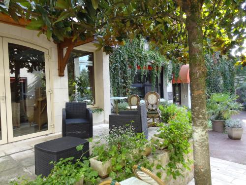 Létesítmények, Hotel Val De Loire in Azay-le-Rideau Létesítmények, Hotel Val De Loire in Azay-le-Rideau