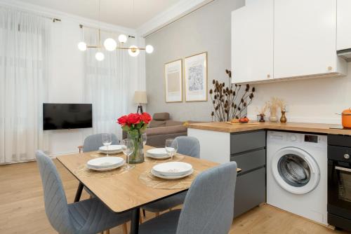 Cozinha, Nowoczesne Studia Blisko Centrum Gdańska by Rent like home (Nowoczesne Studia Blisko Centrum Gdanska by Rent like home) in Nether city Cozinha, Nowoczesne Studia Blisko Centrum Gdańska by Rent like home (Nowoczesne Studia Blisko Centrum Gdanska by Rent like home) in Nether city