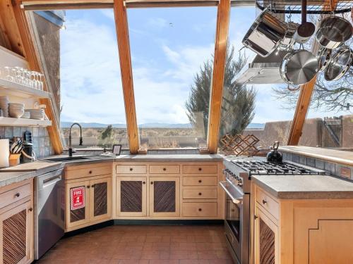 Earthship in Taos - A Sustainable Desert Sanctuary in Arroyo Seco Earthship in Taos - A Sustainable Desert Sanctuary in Arroyo Seco