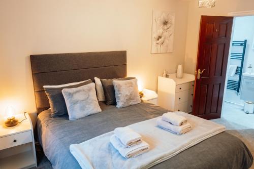 Bellman's Hideaway with Lake View, Pet Friendly