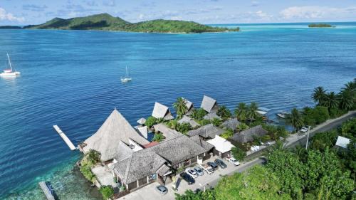 Oa Oa Lodge in Vaitape Oa Oa Lodge in Vaitape