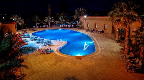 Úszómedence, Palm's Hotel Club in Erfoud Úszómedence, Palm's Hotel Club in Erfoud