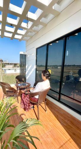 Balcony/terrace, Saya's Abode - Railview Suites in Tezpur Balcony/terrace, Saya's Abode - Railview Suites in Tezpur