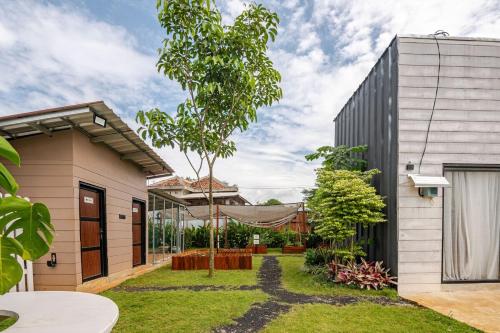 Casa Candali, Farm Haven - Bogor Short Getaway - Respectful Guest Only in Kemang Casa Candali, Farm Haven - Bogor Short Getaway - Respectful Guest Only in Kemang