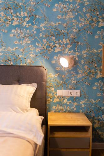 Mysa Flat with Spacious Patio