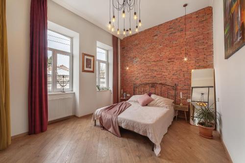 Esmeralda - artistic flat with bohemian sole