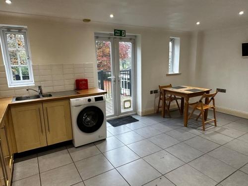 Beautiful three story town house in Spalding Beautiful three story town house in Spalding