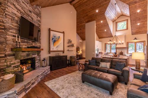 Hidden Creek Cabin at MontEagle in بانر الك Hidden Creek Cabin at MontEagle in بانر الك