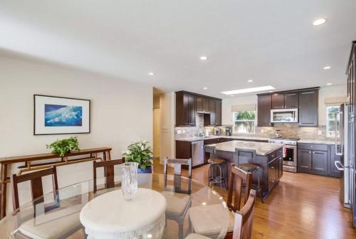 Best Ocean & Bay Views in SD Large Backyard Air Conditioning in Bay Park Best Ocean & Bay Views in SD Large Backyard Air Conditioning in Bay Park