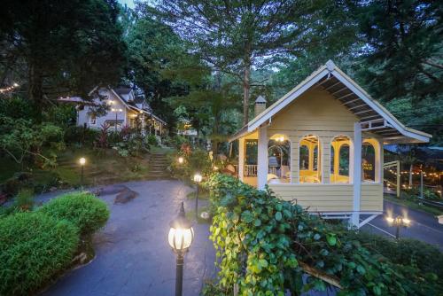 ปางสูงเฮาส์ pink house in 雷沙革 ปางสูงเฮาส์ pink house in 雷沙革