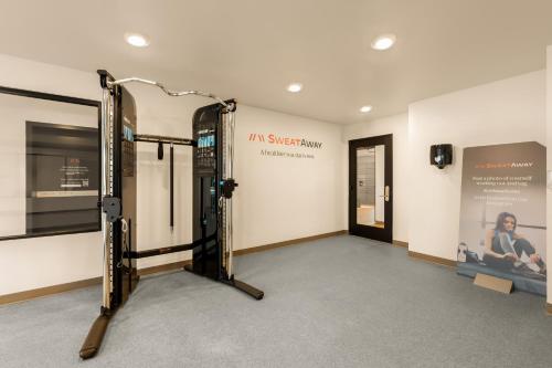 Γυμναστήριο, LivAway Suites Nashville-Smyrna in Σμύρνη(Τενεσί) Γυμναστήριο, LivAway Suites Nashville-Smyrna in Σμύρνη(Τενεσί)
