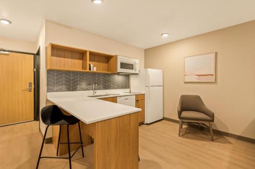 LivAway Suites Nashville-Smyrna in סמירנה(טי אן) LivAway Suites Nashville-Smyrna in סמירנה(טי אן)