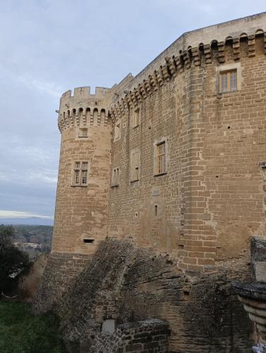 Maison de campagne avec piscine in Suze La Rousse Maison de campagne avec piscine in Suze La Rousse