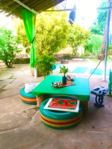 Cottage Shambala la Africa in Mombasa Cottage Shambala la Africa in Mombasa