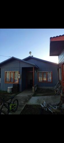 Casa 4 dormitorio, 6 camas, 9 huéspedes (Casa 4 dormitorio, 6 camas, 9 huespedes) in Lonquimay Casa 4 dormitorio, 6 camas, 9 huéspedes (Casa 4 dormitorio, 6 camas, 9 huespedes) in Lonquimay