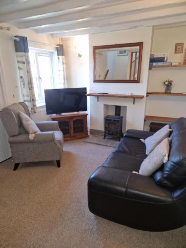 Two Bedroomed House near Newark & Grantham in Long Bennington Two Bedroomed House near Newark & Grantham in Long Bennington