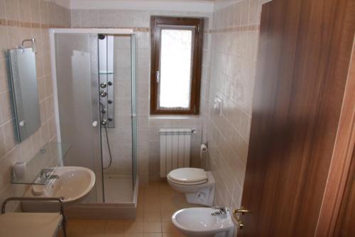 Alpini Apartments in Chiesa In Valmalenco Alpini Apartments in Chiesa In Valmalenco