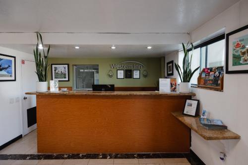 Lobby, Western Inn Old Town San Diego Hotel in São Diego (CA) Lobby, Western Inn Old Town San Diego Hotel in São Diego (CA)