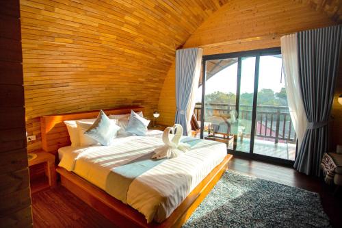 Phumala Lanta Seaview Resort ภูมาลา ลันตา ซีวิว รีสอร์ท in Ba Kantiang Bay Phumala Lanta Seaview Resort ภูมาลา ลันตา ซีวิว รีสอร์ท in Ba Kantiang Bay