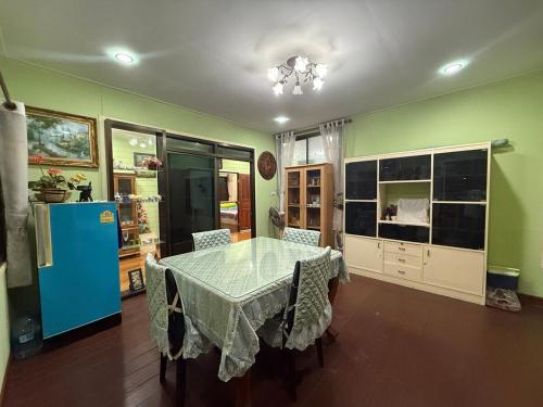 House in the Garden, Phitsanulok Province in Wat Phrik House in the Garden, Phitsanulok Province in Wat Phrik