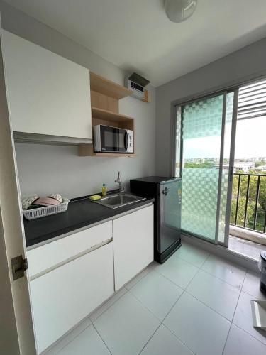 Kitchen, Studio123@Changwattana near Central Plaza Chaengwattana Kitchen, Studio123@Changwattana near Central Plaza Chaengwattana