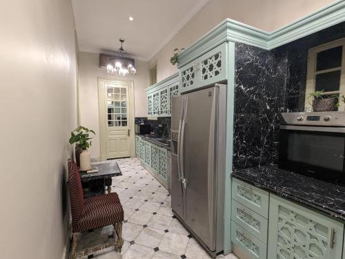 Konyha, Villa Layla near Nemzeti Katonai Múzeum Konyha, Villa Layla near Nemzeti Katonai Múzeum