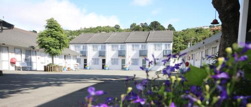 This photo about Midway Pacifica Lodge shared on HyHotel.com