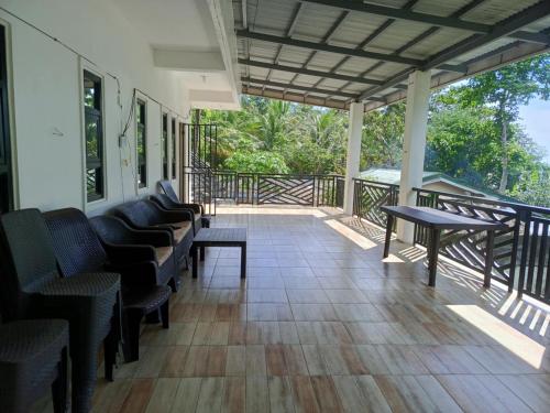 Manel Guest House Hotel in Donsol Manel Guest House Hotel in Donsol