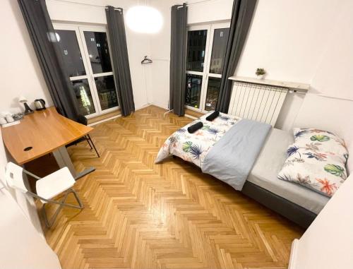 Fantastic Waw - W8 Room C