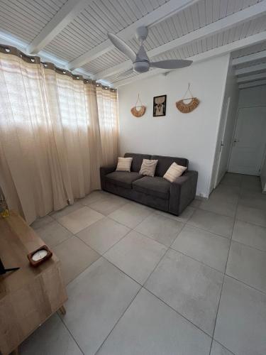 Chez TOONS in Terre-de-Haut Chez TOONS in Terre-de-Haut