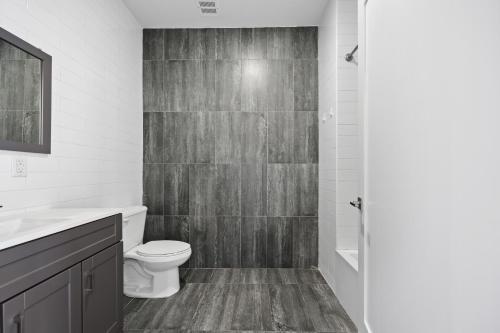 Bagno, Near NYC Premium Kearny Loft with Gym and Patio in Harrison (NJ) Bagno, Near NYC Premium Kearny Loft with Gym and Patio in Harrison (NJ)
