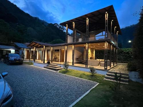 Snowy view of the Tolima Comfort and luxury in Ibague Snowy view of the Tolima Comfort and luxury in Ibague