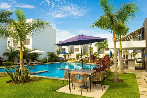 Úszómedence, Casa con alberca cerca de playas Riviera Nayarit in Fraccionamiento Altavela Úszómedence, Casa con alberca cerca de playas Riviera Nayarit in Fraccionamiento Altavela
