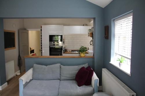 Coastland Retreat in Central Coastland Retreat in Central