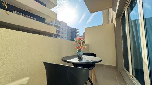 Létesítmények, Peaceful Al Reef Studio - King Bed Comfort for 2 Near Community Park in Abu Dhabi Nemzetközi Repülőtér Létesítmények, Peaceful Al Reef Studio - King Bed Comfort for 2 Near Community Park in Abu Dhabi Nemzetközi Repülőtér